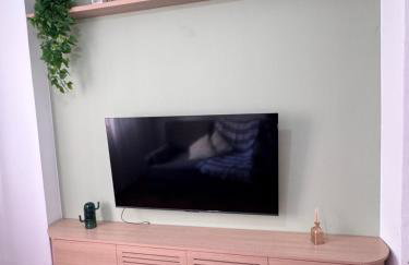 Apartamento ao lado do metrô e praia, 45m2, Tv 55" - Foto 7