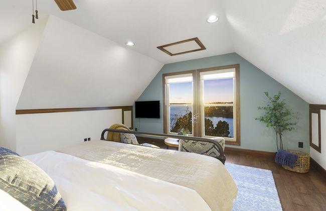 Table Rock Manor at Whitefish Bay - Photo 11