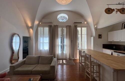 Courbet's bachelor pad - Foto 5