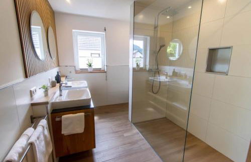 Ferienhaus Moselhöhe - 2023 neu renoviert, mit Design-Ausstattung & großem Garten - Foto 8