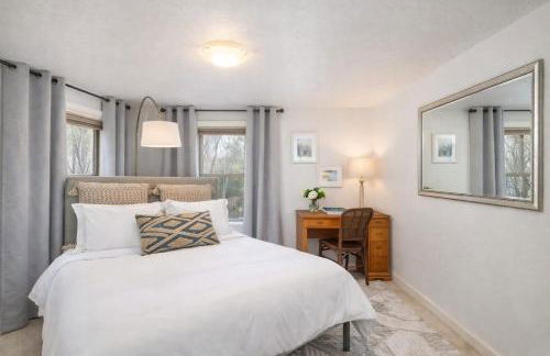 Private Riverside Retreat - Foto 9