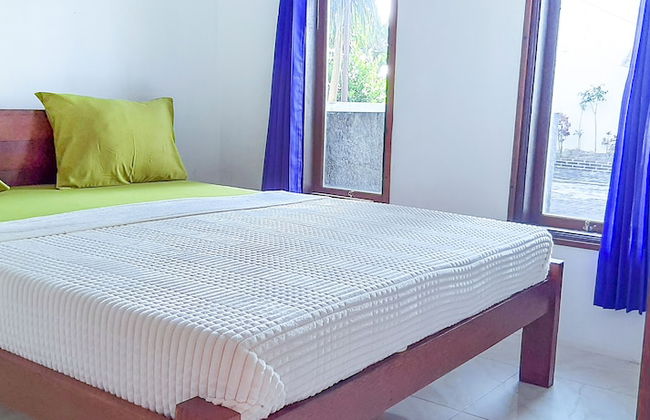 Villa Kebon Jeruk Syariah Malang by ecommerceloka - Foto 3