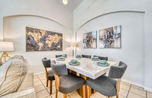 Private Pool Getaway Near Theme Parks - Foto 41