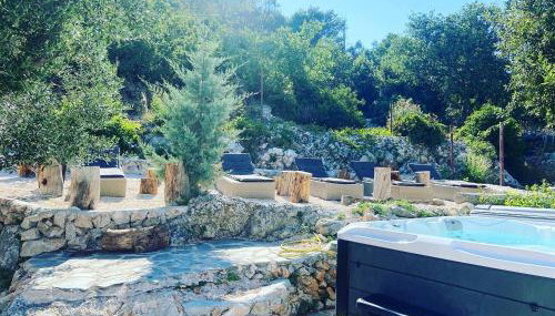 Tisno Resort - Photo 3