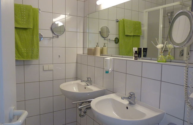 Schloss Weißenburg - Photo 53