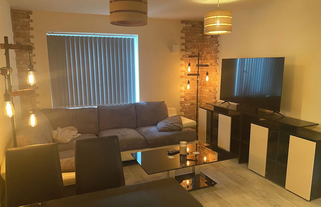 Whitworth Street Apartment in Manchester - Photo 10