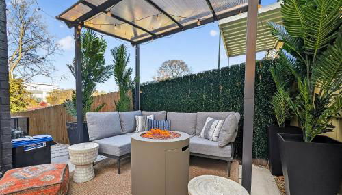 Boho-Chic Home with a Hot Tub, Fire Pit - Foto 3