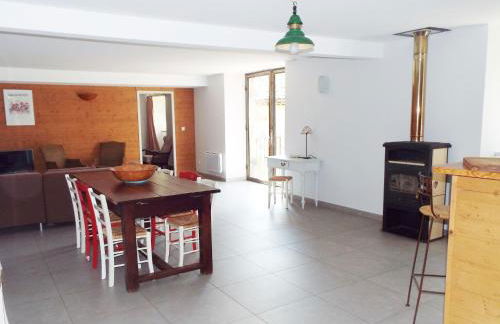 Holiday Home in Ardèche with Pool & Garden - Foto 12