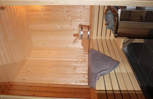 Fischer's Ferienhaus Rügen mit Sauna und Kamin - Foto 11