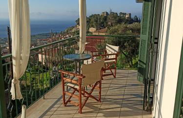 Kiparissia Castle & Sea view - Foto 1