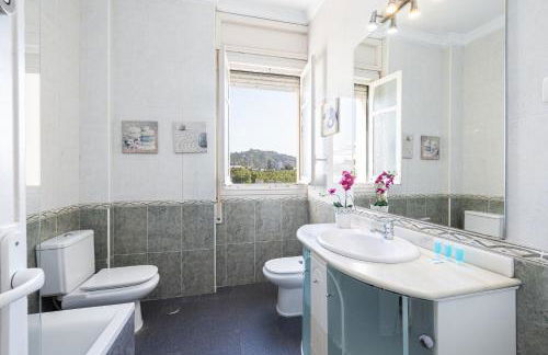 Holidays2Malaga Terraza & junto puerto deportivo - Foto 12