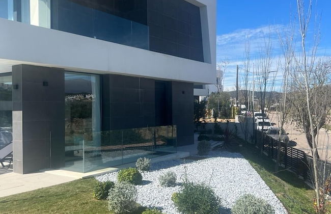 Luxury Villa in Perfect Location With sea Views - Foto 17