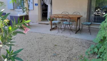 Le Mazet de l'Acacia - Foto 3