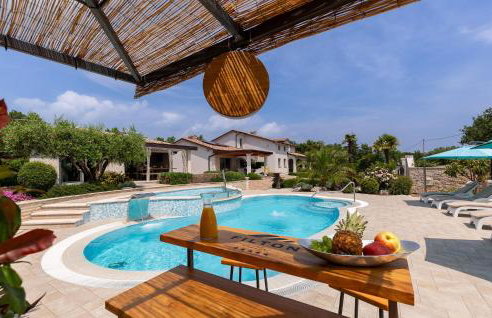 Villa Filton - Foto 1