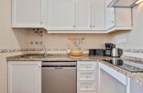 Torrevieja Palm Apartment- very quiet, in the garden, air condition in every room - Foto 10