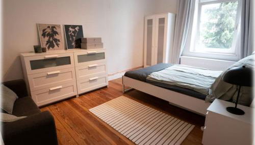 Altbaucharme! 2Zimmer, zentral und 24h Check-in - Foto 5