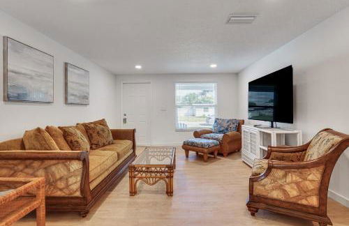 2 Mi to Beach! Snowbird Haven with Pool in Venice - Foto 6