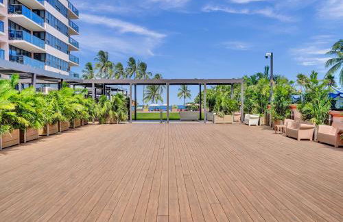 Bright 3BR 3BA Condo with Stunning Bay Views in Oceanfront Complex 820 - Foto 52