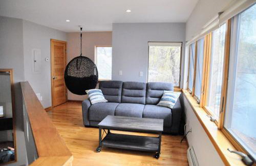 Risingwater Newly Listed Stunning Home with 150-Foot Beachfront in the Finger Lakes - Foto 34