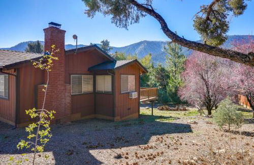 Mountain-View Haven with Deck in Pine Mountain Club - Foto 25