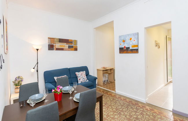 3 bedroom Apartment in Barcelona - Photo 7