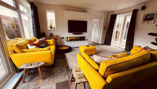 Luxury Adult-only 2-bedroom Bungalow With Hot Tub - Foto 1