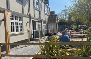 The Queen Stage - Photo 15