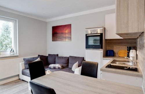 Cozy Coastal Escape with Garden - Foto 12