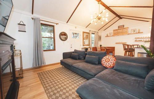 Modern & Airy Silver Lake 2bedroom 2 bath Front House - Photo 55