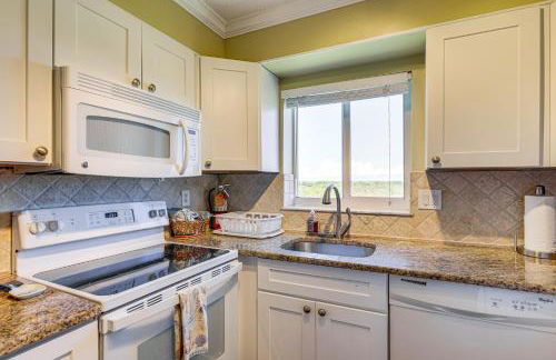 half Mi to Jupiter Beach Penthouse Condo with Views - Photo 11