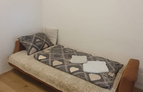 Close to City Center - Affordable Private Rooms with TV - Foto 9