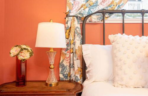 Charming Garden Cottage- steps to historic Old Town Half Moon Bay - Foto 9