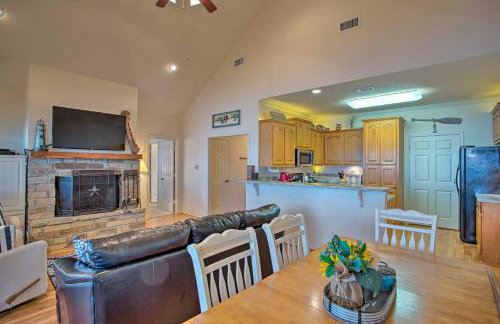 Private Dock and Fire Pit Cedar Creek Lake Home - Foto 7