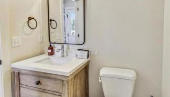 Parking! Hot tub! 10 min walk to beach - Foto 3