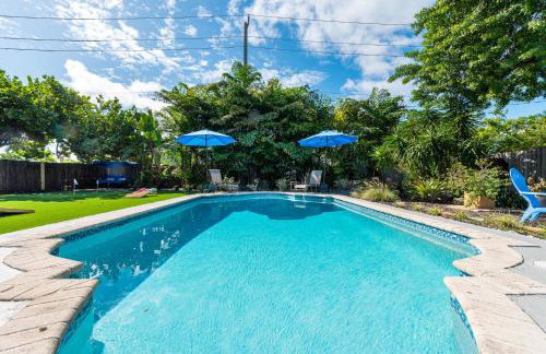 Backyard Oasis 3 Hole Golf Pool Fire Pit - Foto 28