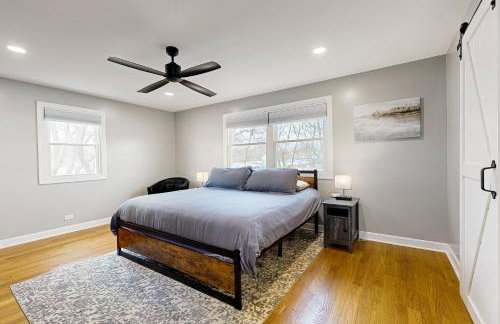 Waterfront Fun! Group Getaway on Lake Marie - Foto 9