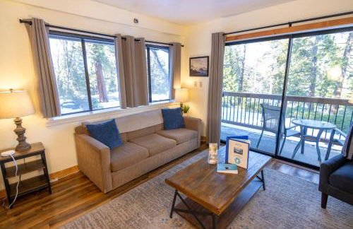 Inside Yosemite Park-Cozy Corner Unit-Sleeps 2 - Foto 6
