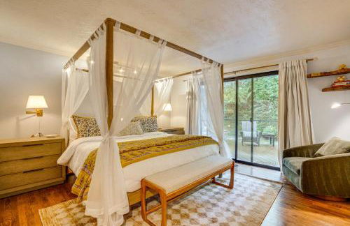 Luxe Redmond Family Home Sauna, Solarium and Creek - Foto 12