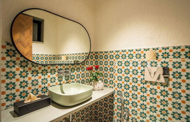 ELIVAAS Kamerios Brisa 1BHK with Jacuzzi - Photo 41