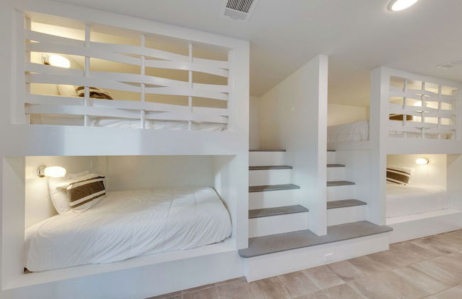 Beach House 2 on Lake LBJ - Sleeps 24 - Foto 30