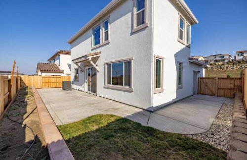 Modern Charming 4BR Home, Family Friendly, Office Space, Fast WiFi, Free Parking - Foto 44