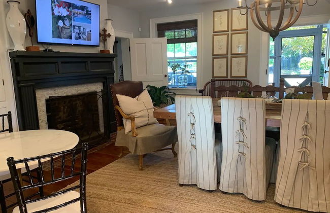 Historic Boyd Harvey House and Grounds 2 Bedroom Home by RedAwning - Foto 63