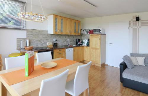 Chalet in Schnett Near Ski Slopes - Foto 8