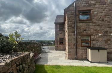 Staycation 3-bedroom home with panoramic views free off road parking - Foto 49