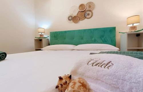 Adelè posto tranquillo al centro del paese - Foto 54