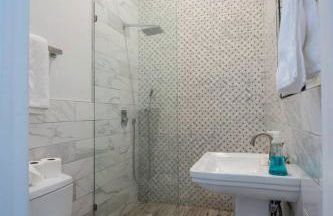 Five BR - Sleeps 10! Steps from French Quarter - Foto 39