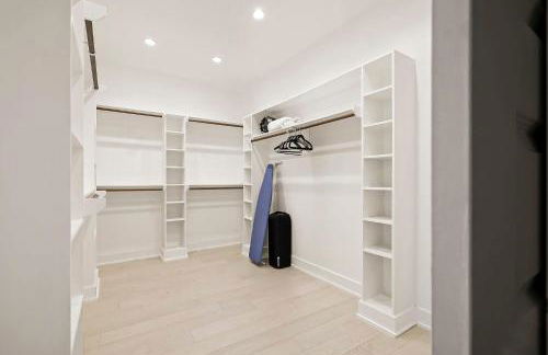 Modern Home in East Austin - Private Pool & BBQ - Foto 33