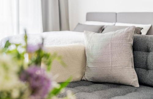 Apart4me Modern Apartment Geislingen zentral mit Parkplatz - Foto 6