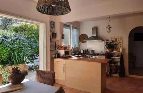 Maison centre Montpellier Jardin et proche plage - Foto 13