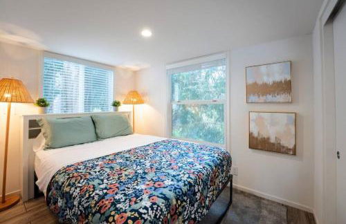 Coastal Tiny House 2 Queen Beds low loft - Foto 3